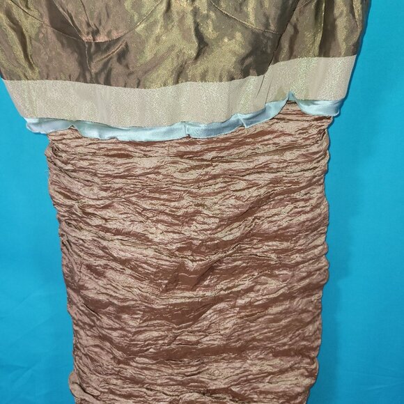 Nicole Miller Collection Metallic Ruched Cocktail Dress Size 12 - Picture 3 of 10